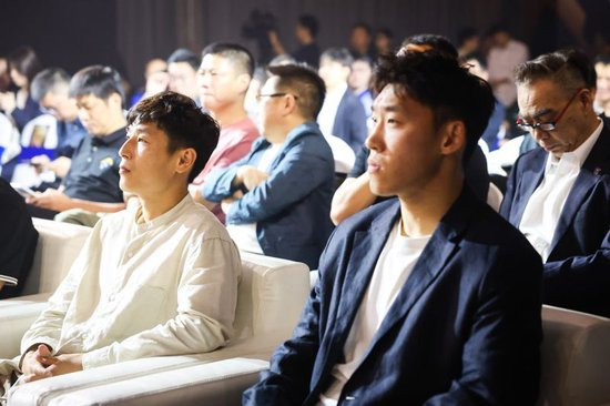 黄金城集团成为线上游戏的又一新作介绍图片