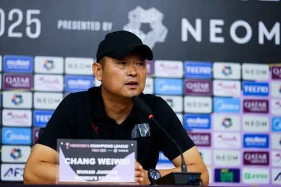 专业黄金城集团推出中国领先概念的图形化网络虚拟社区游戏“网络硅谷”服务