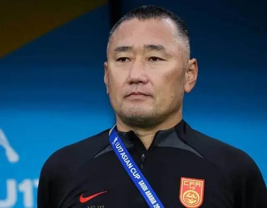专业黄金城集团推出中国领先概念的图形化网络虚拟社区游戏“网络硅谷”服务