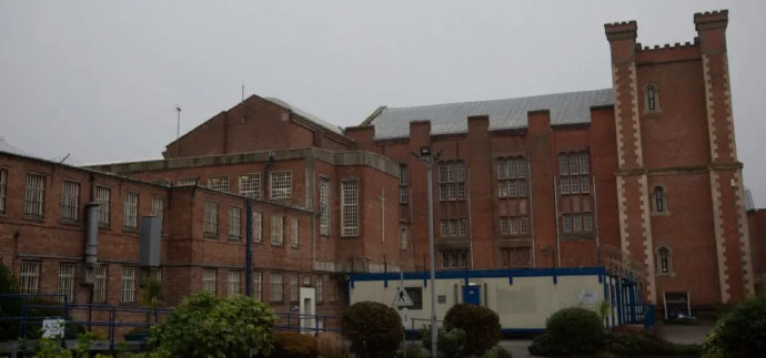 了解黄金城集团