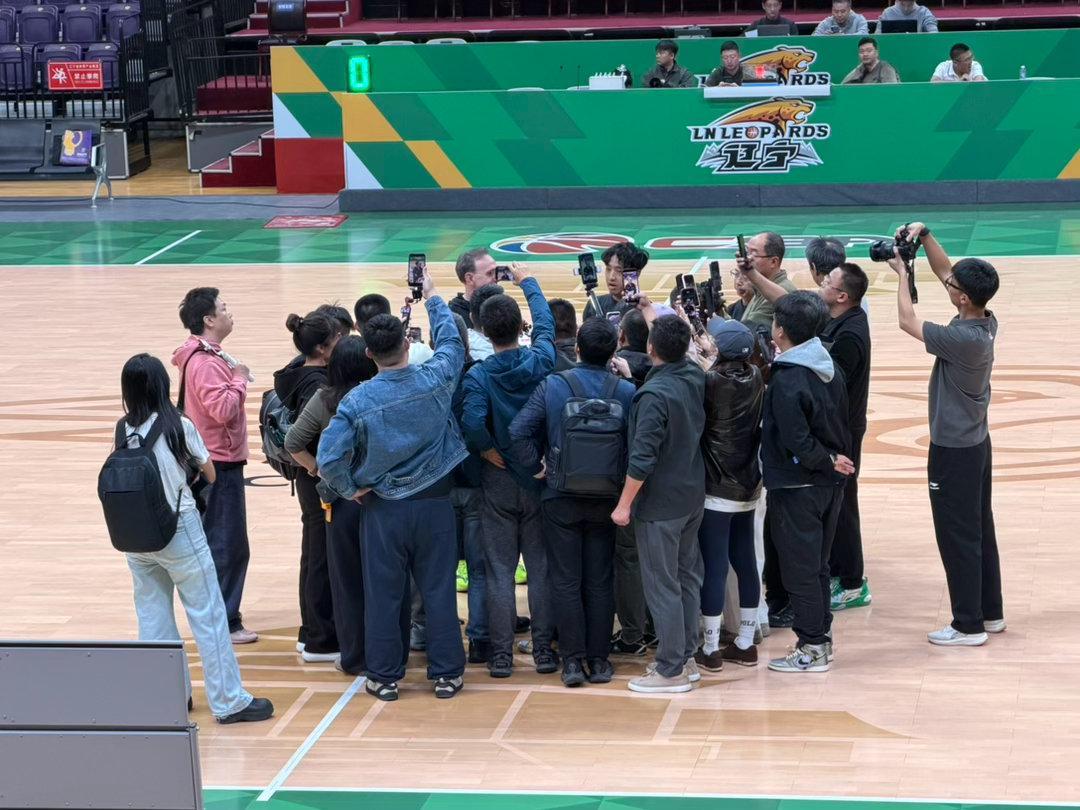 黄金城集团详情图
